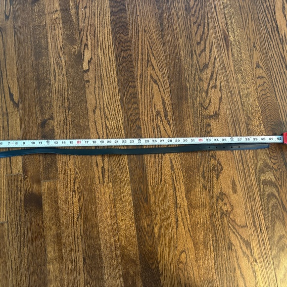 YSL Cassandre Classic Monogram Leather Belt with Bronze Gold Hardware - Picture 10 of 12